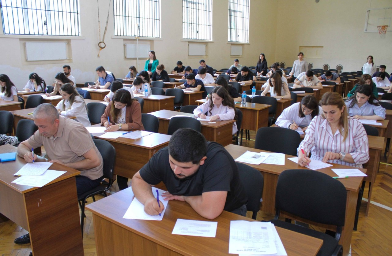Aqrar Universitetdə yaz semestrinin imtahan sessiyası start götürüb - FOTOLAR